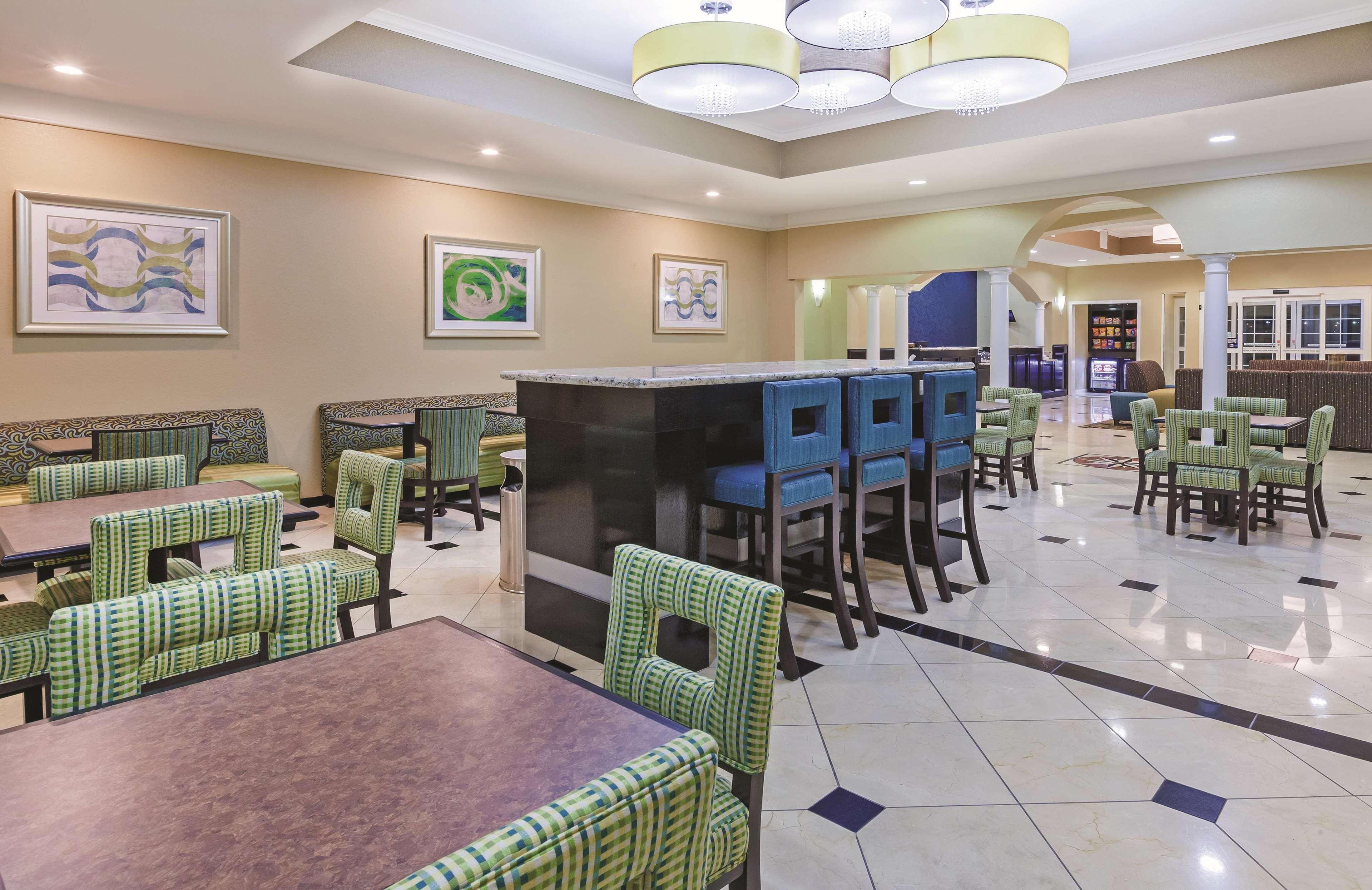 Hotel La Quinta By Wyndham Pearland Esterno foto